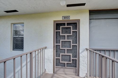 14898 Wedgefield Dr, Delray Beach, FL 33446-1383