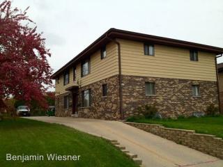 2323 84th St, Milwaukee WI  53227-1901 exterior