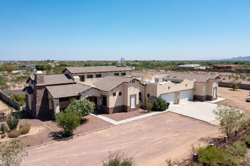 22611 Patton Rd, Wittmann, AZ 85361-8555