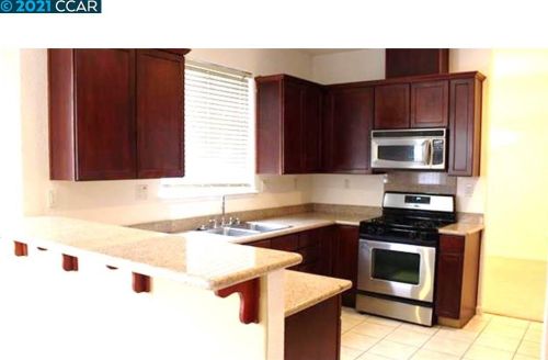 1337 Yosemite Cir, Oakley CA  94561-5205 exterior