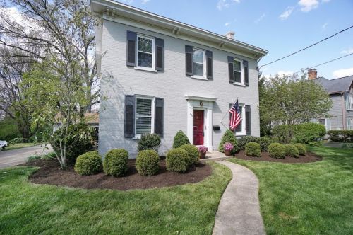 3250 Beredith Pl, Cincinnati, OH 45213-1408