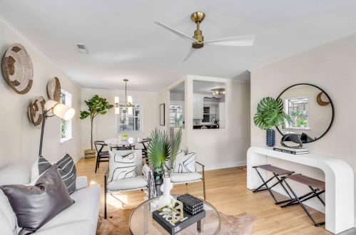 1463 Goblet Ave, Mount Pleasant SC  29464-4831 exterior