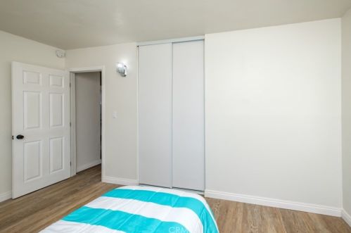 16434 Yucca Ave, Victorville CA  92395-3533 exterior