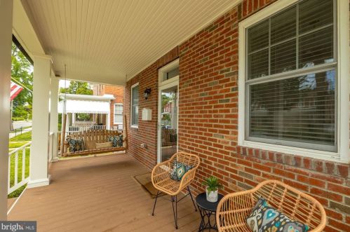 4211 12th Pl, Washington, DC 20017-3822