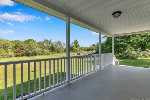 615 Westchester Rd, Colchester CT  06415-2224 exterior