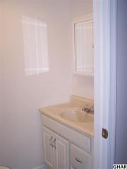 206 Burd St, Hbg Inter Airp PA  17057-1509 exterior