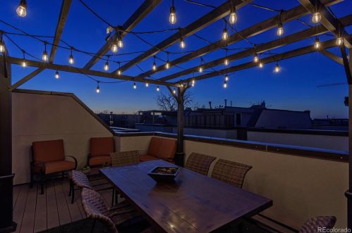 1311 Jackson St, Denver CO 80205-5052 exterior