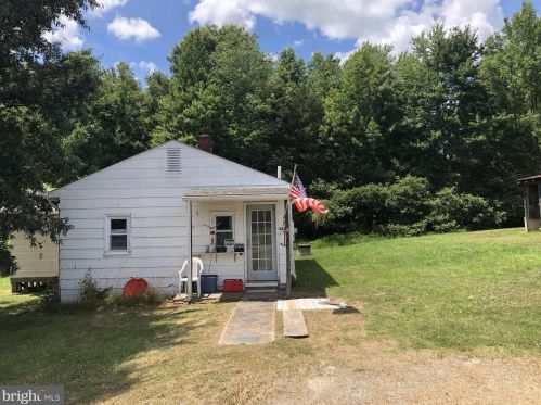 2252 New Bridge Rd, Mineral VA  23117-4821 exterior