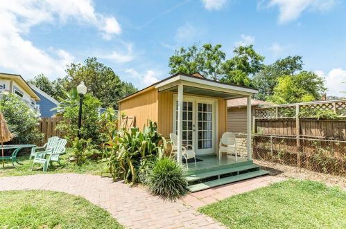 1701 21st St, Galveston TX 77550-4606 exterior