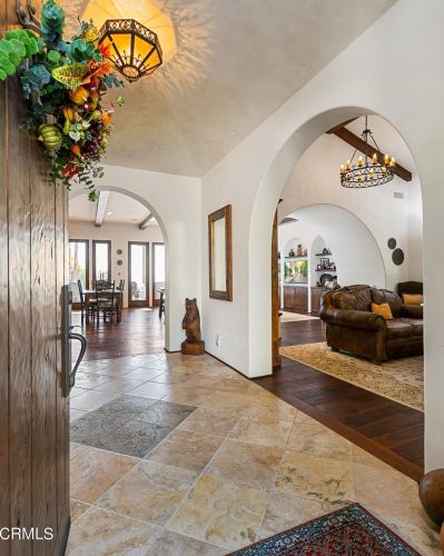 5320 Ivafern Ln, La Canada CA  91011-2811 exterior