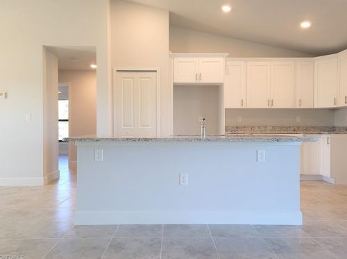 2509 Sunniland Blvd, Lehigh Acres FL 33971-5254 exterior