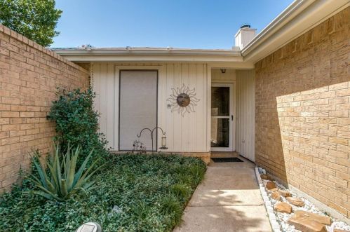 6404 Bramble Dr, Fort Worth, TX 76133-4304