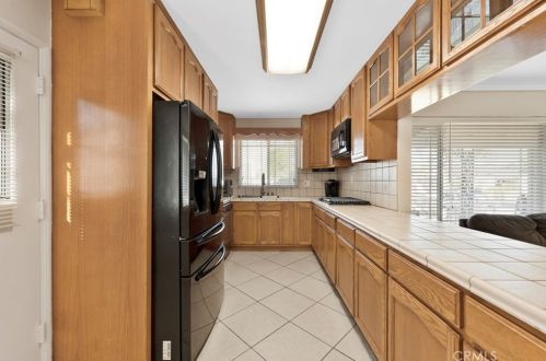 10624 Sunnybrook Ln, Whittier CA  90604-1755 exterior