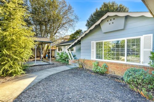 2191 Zinfandel Dr, Santa Rosa, CA 95403-4178