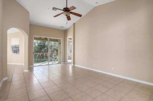 1345 Mariposa Cir, Naples, FL 34105-7257