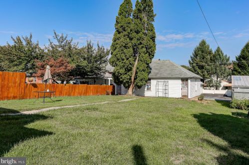 110 Coover St, Navy Sup Dpt PA  17055-4219 exterior