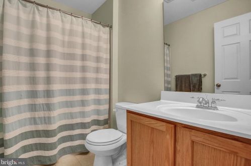 250 Savanna Dr, Pottstown PA  19465-6603 exterior