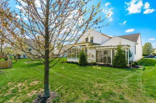 1180 Weeping Willow Ct, Blacklick OH  43004-5013 exterior