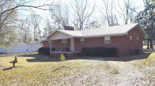 5598 Brown St, Graceville, FL 32440-1007