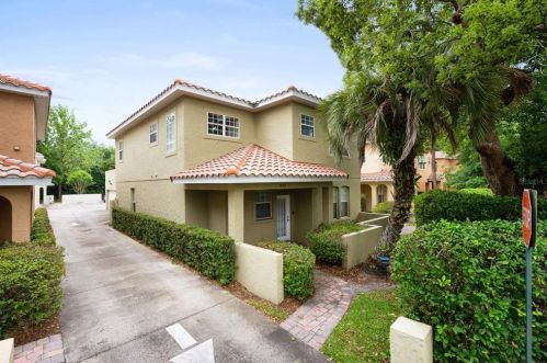 1724 Virginia Dr, Orlando, FL 32803-2768