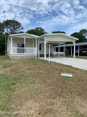 1032 Sebastian Rd, Sebastian, FL 32976-6801