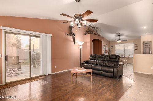 16290 Tasha Dr, Sun City AZ 85388-1313 exterior