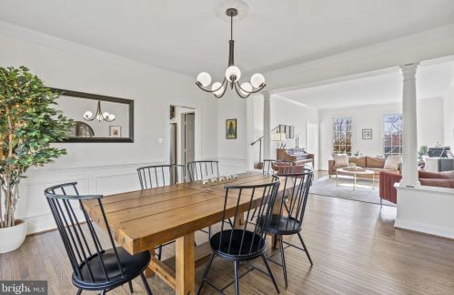 518 Fortress Cir, Leesburg VA  20175-8929 exterior