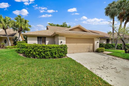 107 Sand Pine Dr, Jupiter, FL 33477-9615