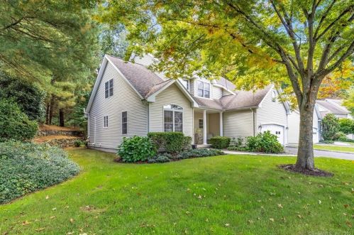 119 Governor Trumbull Way, Bridgeport, CT 06611-5604