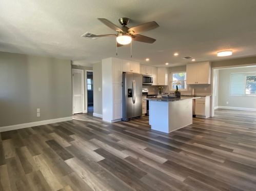 4306 Newgate Ave, Tarpon Springs FL  34691-1707 exterior