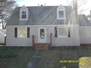 319 Ashlawn Dr, Norfolk, VA 23505-1501