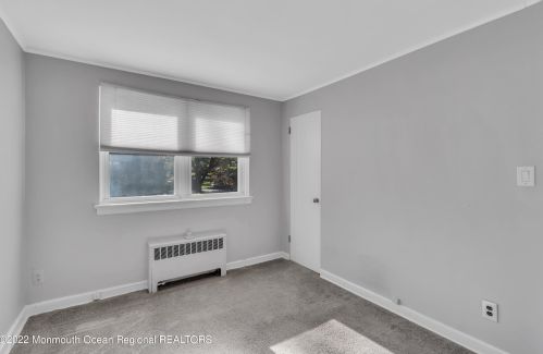 53 Manor Dr, Tinton Falls NJ  07712-2568 exterior