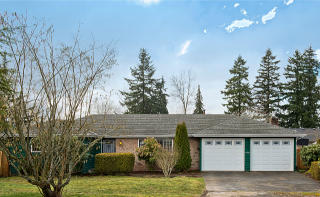11921 205th St, Kent, WA 98031-1606