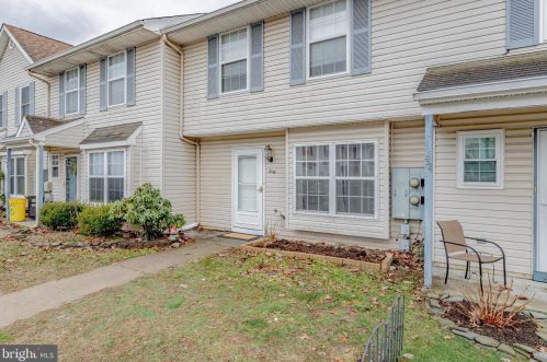40 Grant Ln, Berlin Boro, NJ 08009-9468