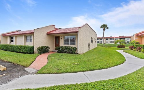 158 Lake Anne Dr, West Palm Beach, FL 33411-2141