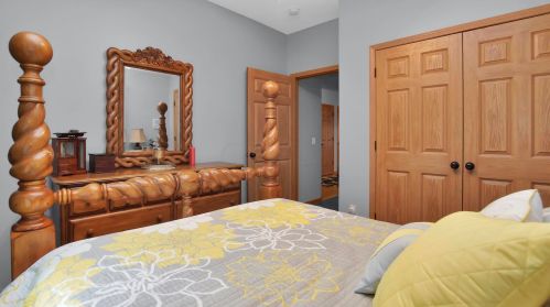 657 Riddler Ridge Dr, Blacklick OH  43004-7158 exterior