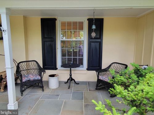 365 Danell Rd, Wayne, PA 19087-4642