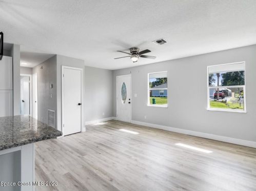 1509 Polynesian Ln, Sebastian FL  32958-6535 exterior