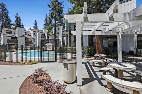 1942 Tradan Dr, San Jose CA  95132-3709 exterior