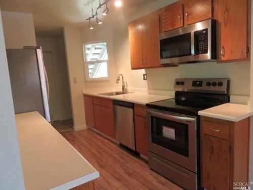 2591 Westberry Dr, Santa Rosa CA  95403-7205 exterior