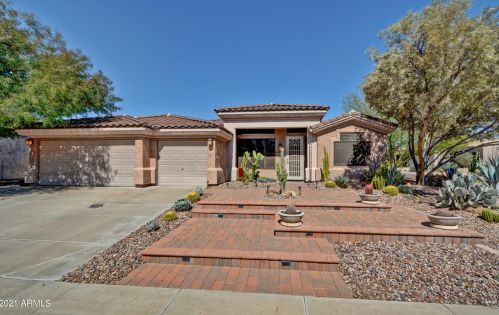 4562 Bajada Rd, Cave Creek, AZ 85331-2674