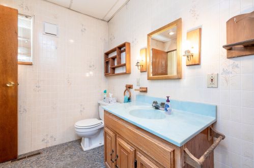 217 Spring Ave, Bellefontaine OH  43311-1803 exterior