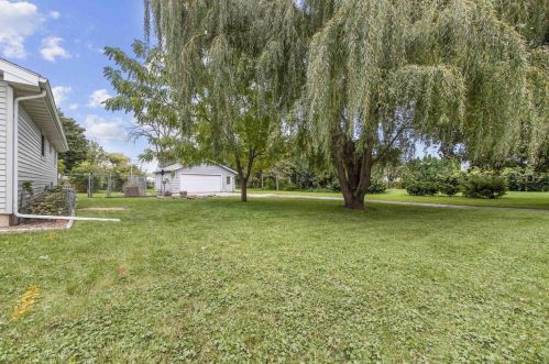 225 Chestnut St, Fond Du Lac WI  54935-3205 exterior