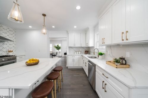 54 Elm St, Montclair NJ  07042-3234 exterior