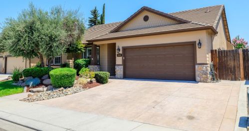 7850 Michelle Ave, Hilmar, CA 95324-8333