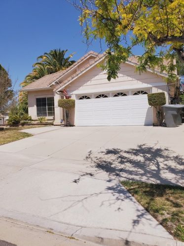 6108 Park Crest Dr, Chino Hills, CA 91709-6339