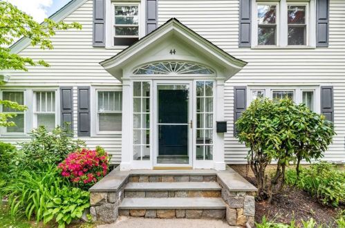 44 Fairmont Ave, Stamford, CT 06906-2309