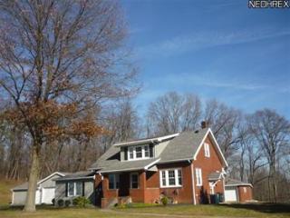 14735 New Buffalo Rd, Columbiana, OH 44408-9721