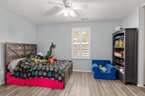 1390 Sweetpea Ln, Beaumont CA  92223-7820 exterior