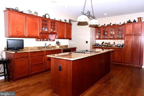3002 Ridgeview Dr, Molino PA  17961-2338 exterior